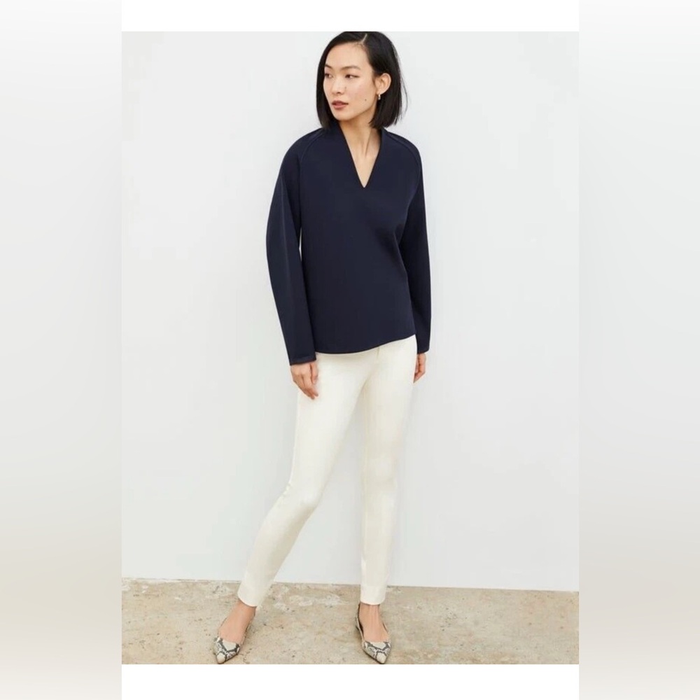 MM LAFLEUR Navy Blue Shawn Sweatshirt SZ M V-Neck Long Sleeve Light Scuba casual - Picture 3 of 15